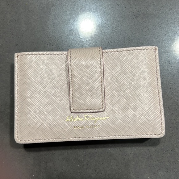 COPY - salvatore ferragamo card holder - Picture 2 of 5